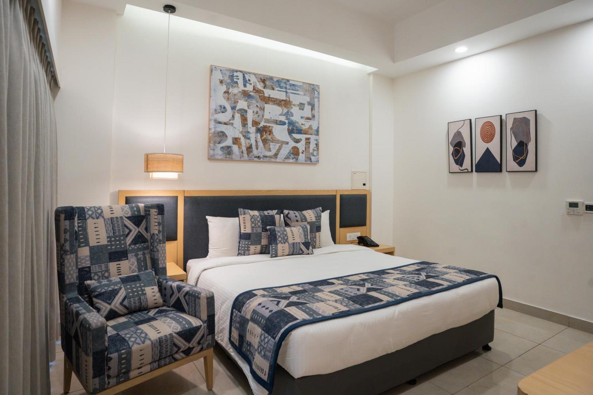Ar Suites Klj Square Gurgaon Exterior foto