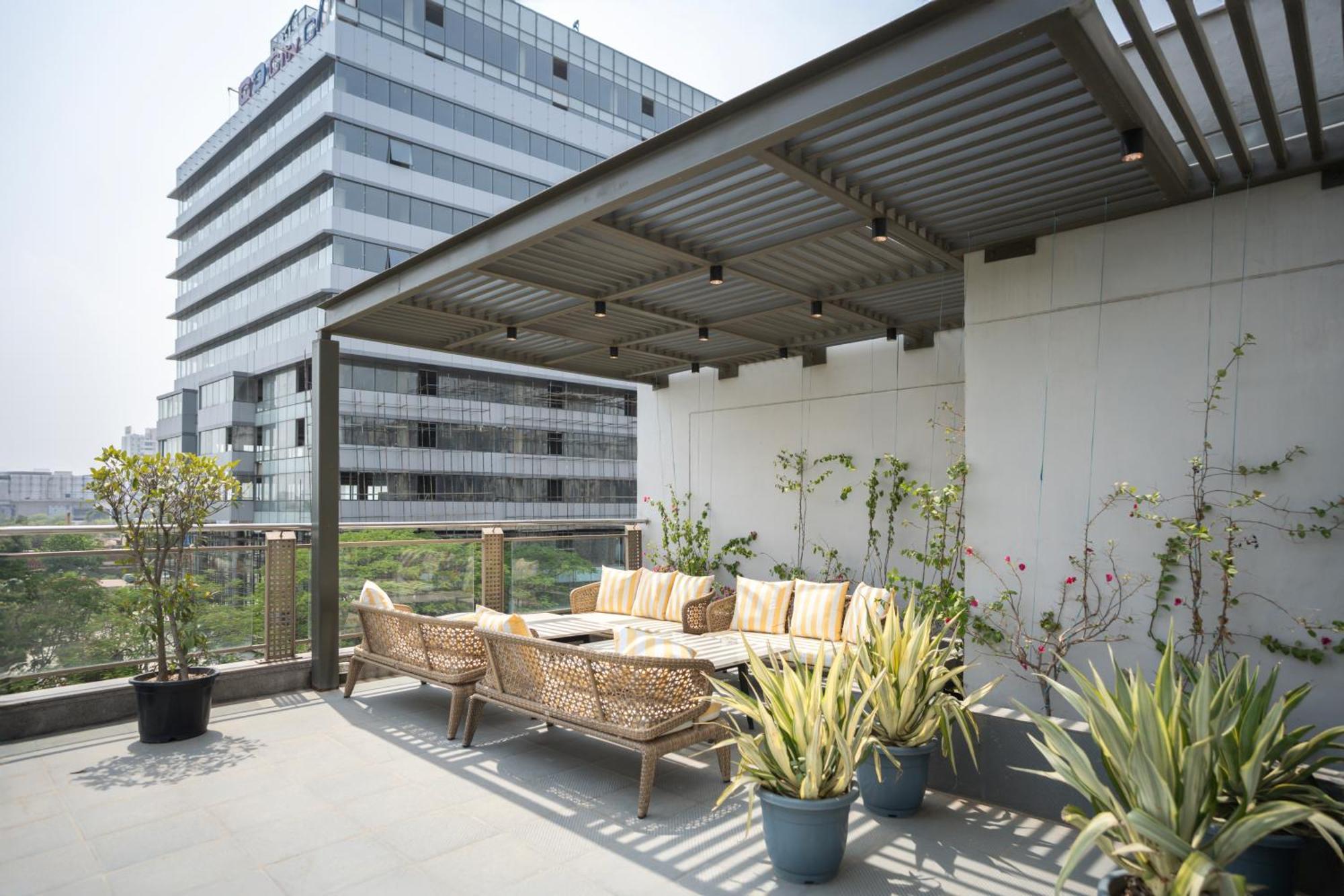 Ar Suites Klj Square Gurgaon Exterior foto